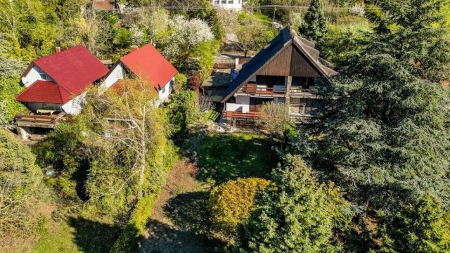 Eladó családi ház, Tihanyban 129 M Ft, 6 szobás