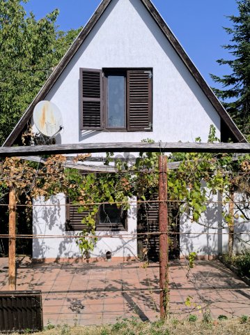 Eladó nyaraló, Bajon 47 M Ft, 4 szobás / költözzbe.hu