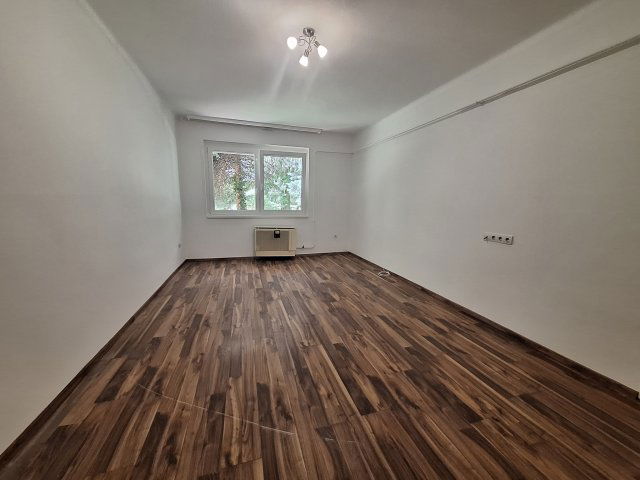 Eladó téglalakás, Makón, Hunyadi utcában 32.9 M Ft, 2 szobás