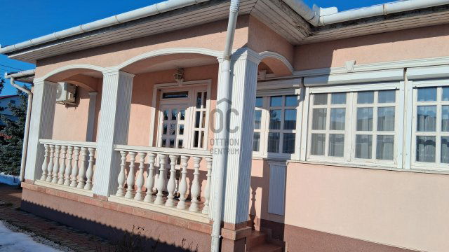 Eladó családi ház, Debrecenben 149 M Ft, 3 szobás