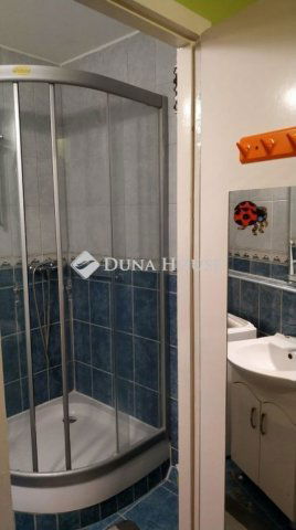 Eladó panellakás, Kecskeméten 45.5 M Ft, 2 szobás