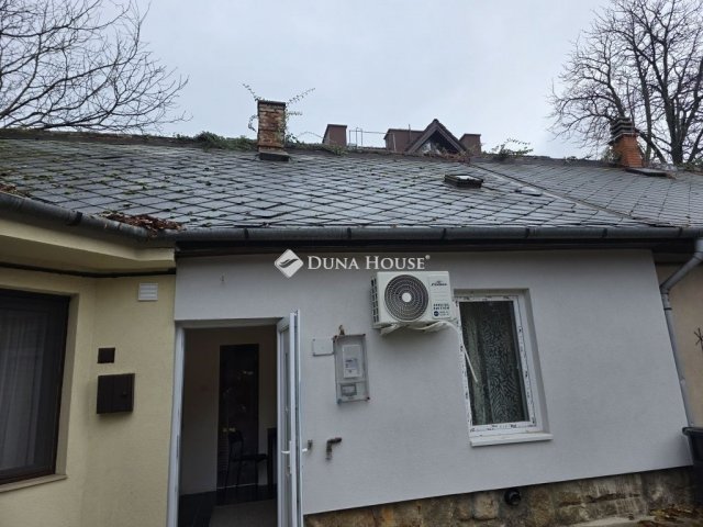 Eladó téglalakás, Budapesten, II. kerületben 44 M Ft, 1 szobás