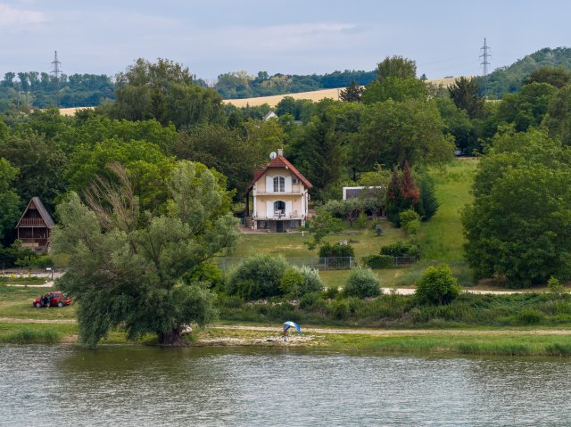 Eladó családi ház, Fehérvárcsurgón 104.9 M Ft, 3 szobás