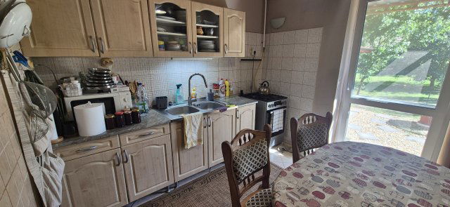 Eladó családi ház, Debrecenben 78 M Ft, 3 szobás