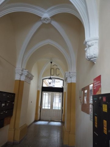 Eladó téglalakás, Budapesten, VI. kerületben 79.5 M Ft, 3 szobás