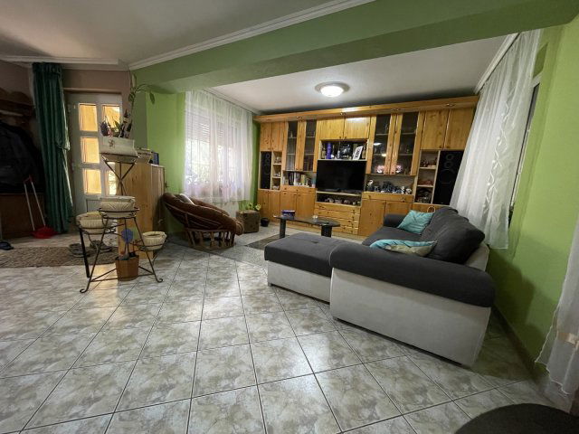 Eladó családi ház, Nyíregyházán 75 M Ft, 3 szobás