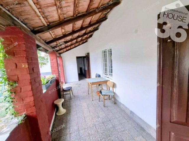 Eladó családi ház, Szabadszálláson 23.9 M Ft, 3 szobás