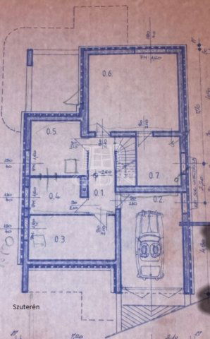 Eladó családi ház, Magyaralmáson 65.9 M Ft, 6 szobás