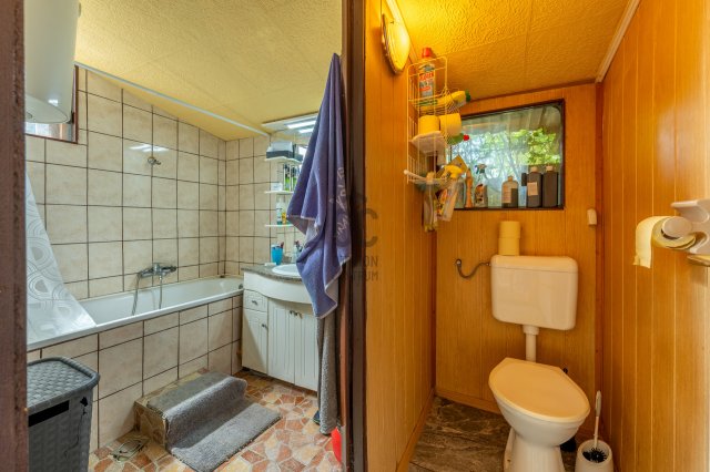 Eladó nyaraló, Ráckevén 19.9 M Ft, 4 szobás