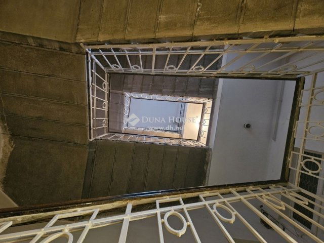 Eladó téglalakás, Budapesten, II. kerületben 163 M Ft