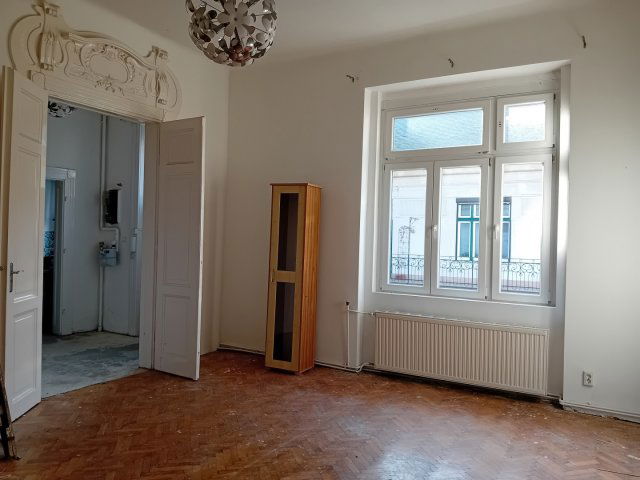 Eladó téglalakás, Budapesten, VII. kerületben 96 M Ft, 3 szobás