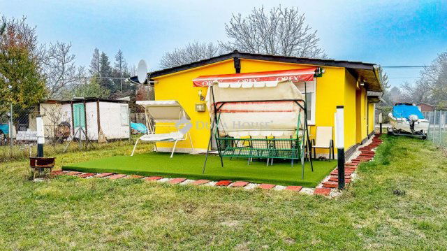 Eladó nyaraló, Siófokon 59.7 M Ft, 3 szobás