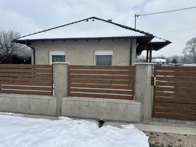 Eladó családi ház, Dabason 74.9 M Ft, 3 szobás