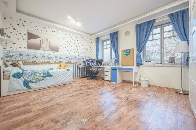 Eladó családi ház, Lajosmizsén 229 M Ft, 5 szobás