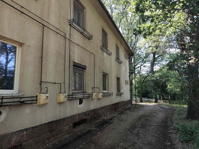 Eladó téglalakás, Balatonfűzfőn 22.9 M Ft, 1 szobás