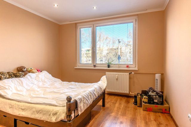 Eladó panellakás, Kazincbarcikán 32 M Ft, 2 szobás