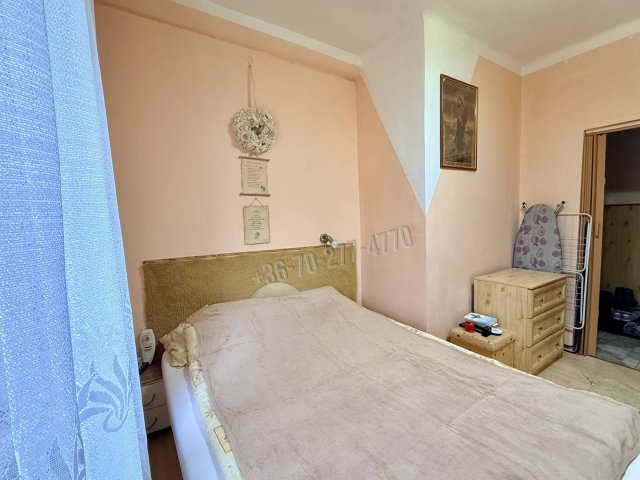 Eladó téglalakás, Oroszlányban 36.6 M Ft, 3 szobás