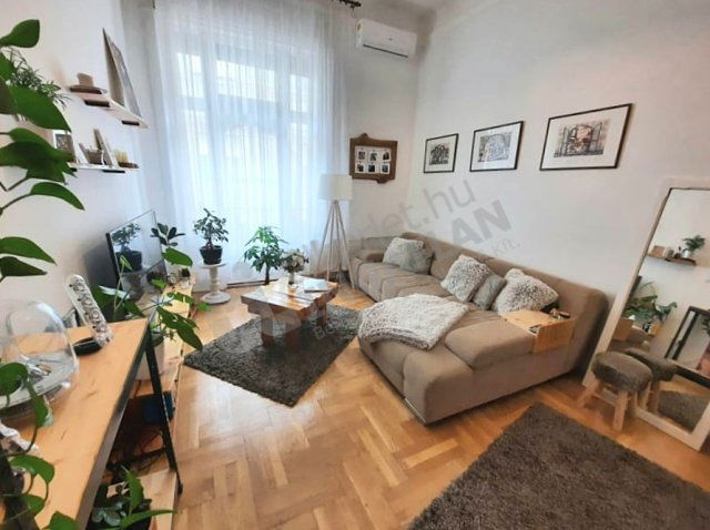 Kiadó téglalakás, albérlet, V. kerületben, Balaton utcában