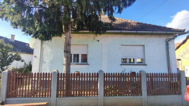 Eladó családi ház, Nagyecseden 16.5 M Ft, 3+1 szobás