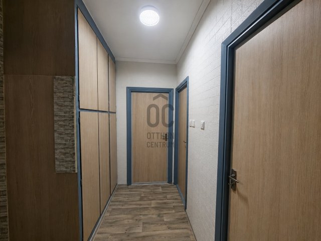 Eladó panellakás, Gödöllőn 63 M Ft, 2 szobás