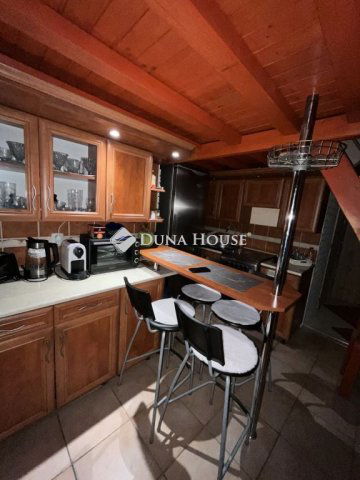 Eladó téglalakás, Hajmáskéren 30.5 M Ft, 3 szobás