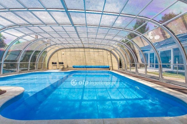 Eladó hotel, Balatonfenyvesen 369 M Ft / költözzbe.hu