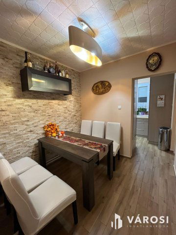 Eladó panellakás, Debrecenben 68 M Ft, 3 szobás