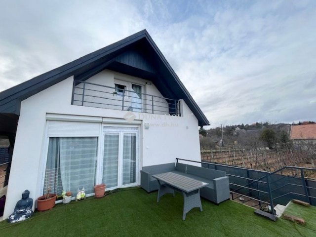 Eladó családi ház, Pákozdon 79.9 M Ft, 3 szobás