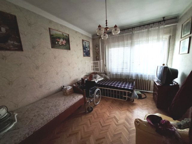 Eladó családi ház, Tökölön 55 M Ft, 3 szobás