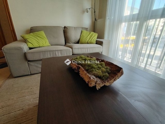 Eladó téglalakás, Budapesten, XI. kerületben 150 M Ft, 5 szobás