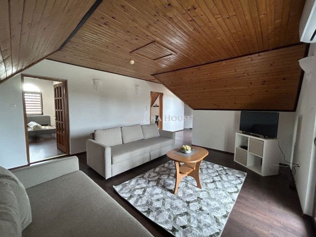 Eladó családi ház, Fülöpszálláson 300 M Ft, 19 szobás