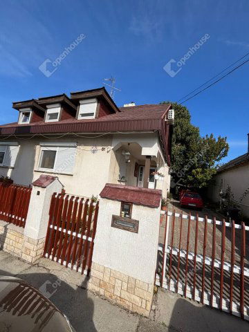 Eladó hotel, Pannonhalmán 84.9 M Ft, 5 szobás