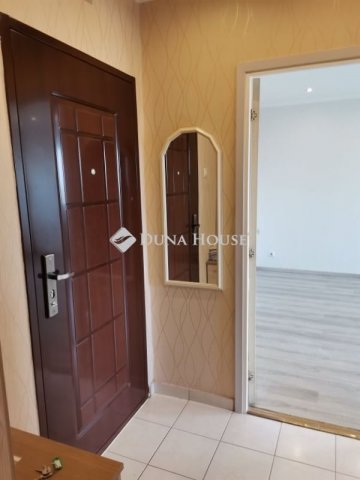 Kiadó panellakás, albérlet, Veszprémben 160 E Ft / hó, 2 szobás