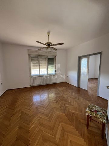 Eladó családi ház, Kecskeméten 55 M Ft, 3 szobás