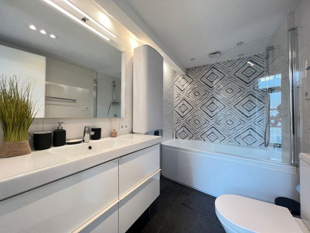 Kiadó téglalakás, albérlet, VI. kerületben, Paulay Ede utcában