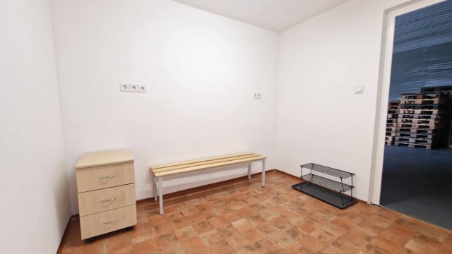 Kiadó ipari ingatlan, Dunaharasztin 260 E Ft / hó, 1 szobás