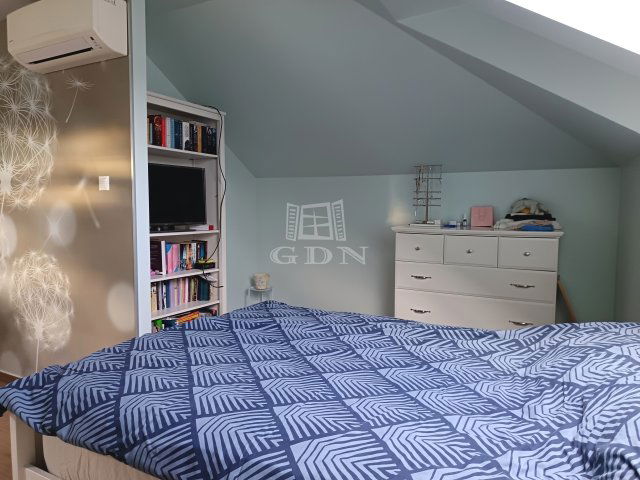 Eladó családi ház, Gödöllőn 290 M Ft, 8 szobás