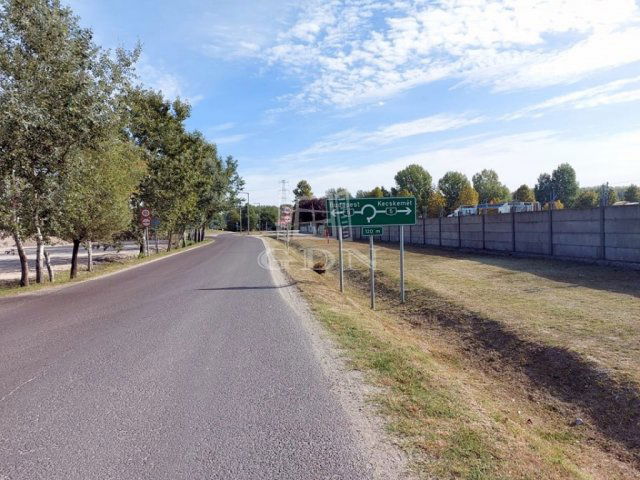 Eladó ipari ingatlan, Dabason 46.033 M Ft / költözzbe.hu