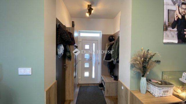 Eladó ikerház, Üllőn 105 M Ft, 4 szobás / költözzbe.hu