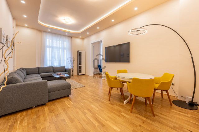Kiadó téglalakás, albérlet, Budapesten, V. kerületben, 2 szobás