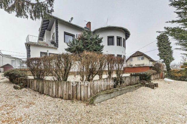 Eladó családi ház, Budapesten, XXII. kerületben 300 M Ft