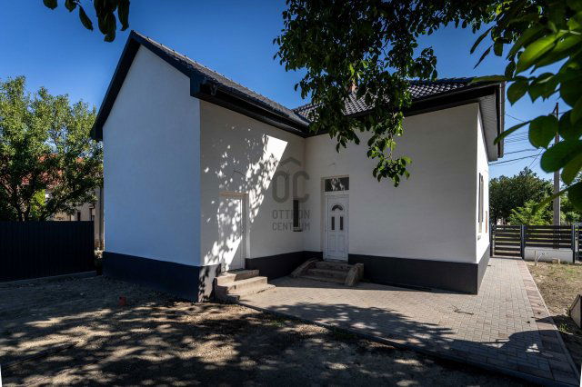 Eladó családi ház, Abonyban 44.99 M Ft, 3 szobás