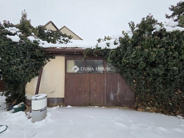 Eladó családi ház, Gyömrőn 129 M Ft, 7 szobás