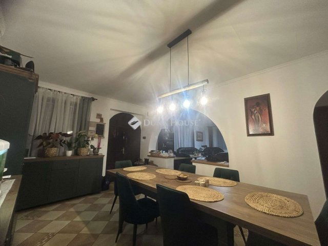 Eladó családi ház, Lajosmizsén 129 M Ft, 5 szobás