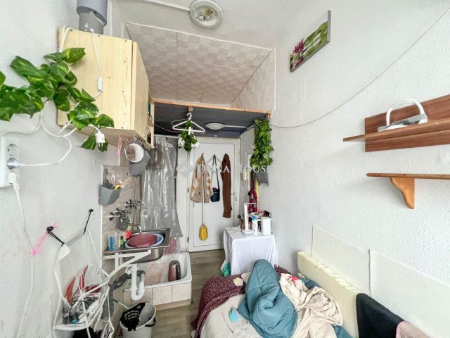 Eladó téglalakás, Budapesten, XX. kerületben 14.9 M Ft, 1 szobás