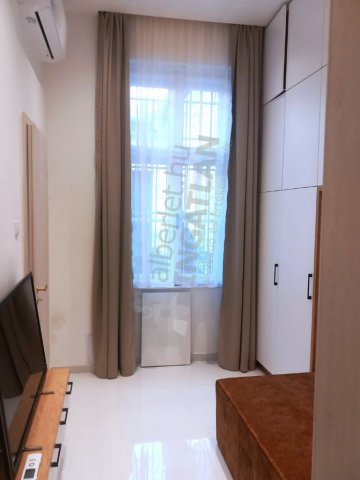 Kiadó téglalakás, albérlet, VI. kerületben, Teréz körúton