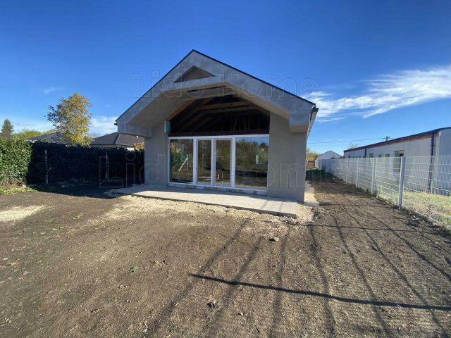 Eladó családi ház, Siófokon 79 M Ft, 3 szobás