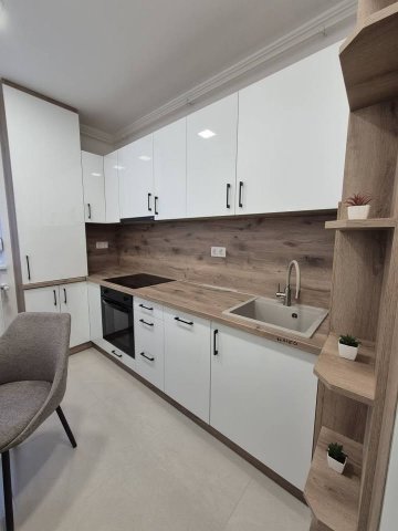 Eladó téglalakás, Debrecenben, Honvéd utcában 75.9 M Ft