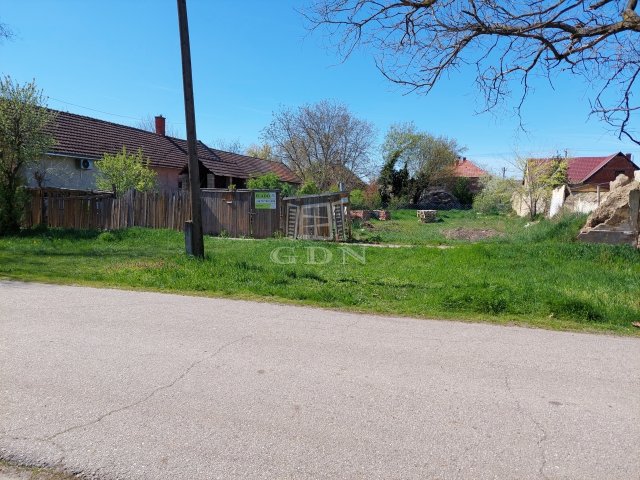 Eladó telek, Csongrádon 11.99 M Ft / költözzbe.hu