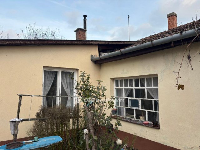 Eladó családi ház, Hajdúböszörményen 42 M Ft, 1+1 szobás